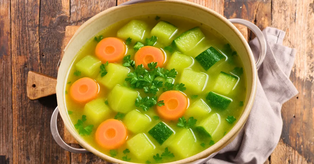 O caldo que não engorda: Receita da roça irresistível